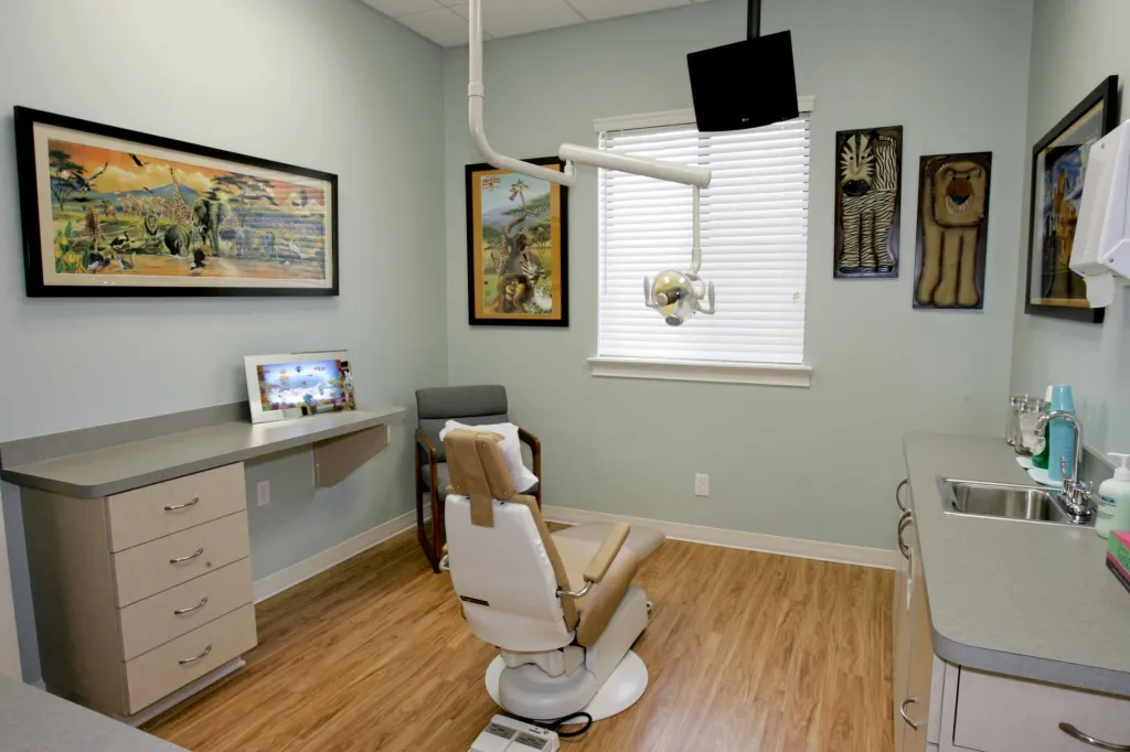 Image of the Dental Exam Room